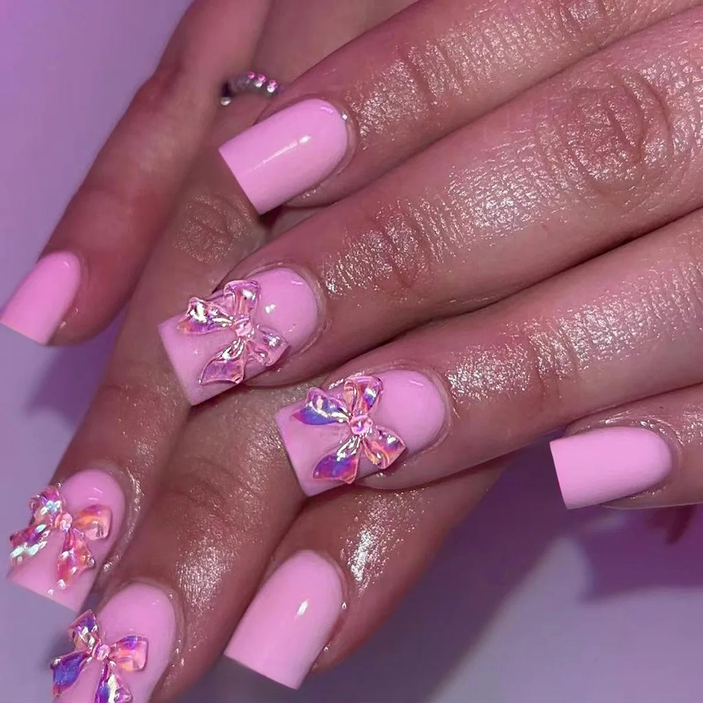 Classic White Bowknot Nails